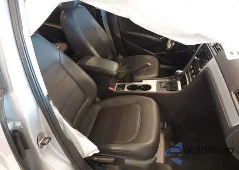 2013 Volkswagen Passat 2.5L Se из США, поврежденный, VIN 1VWBP7A39DC040942